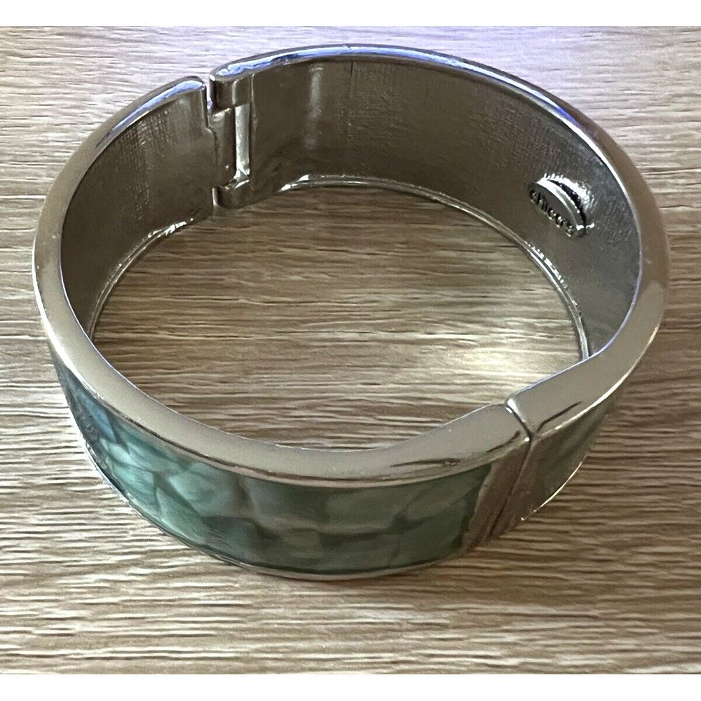 Chico's Silver Tone Hinged Bracelet Green Enamel Overlay Design‎ 7.5"